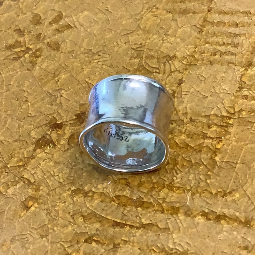 Silpada VINTAGE Hammered Cuff Ring R0723 Size 7 - Picture 9 of 16